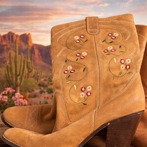 Embroidered Tan Western Boots